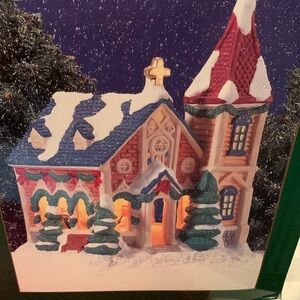 Holiday Expressions Vintage Porcelain Lighted Christmas Wedding Chapel